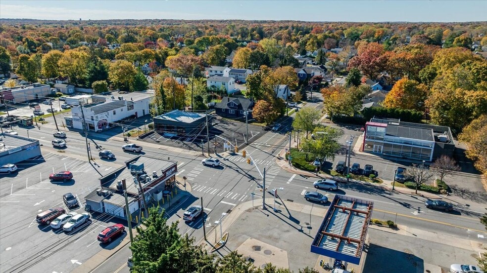 More Photos Of 304 Larkfield Rd, East Northport Freestanding For Sale