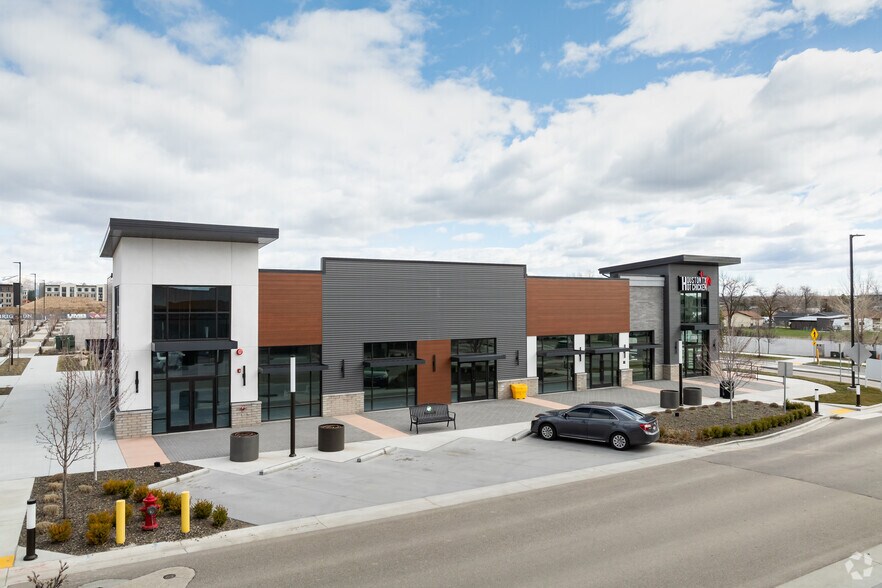 More Photos Of 1184 S Silverstone Way, Meridian General Retail For Sale