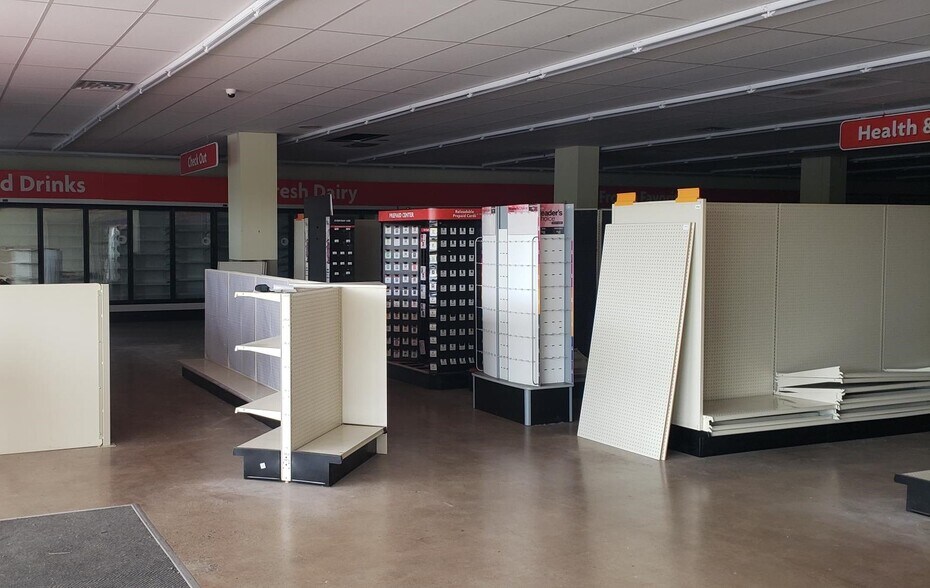 More Photos Of 1360-1399 Columbia Blvd, Bloomsburg Unknown For Lease