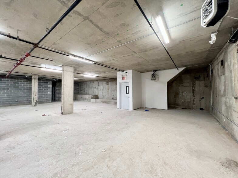 More Photos Of 1104 Bedford Ave, Brooklyn Multifamily For Sale