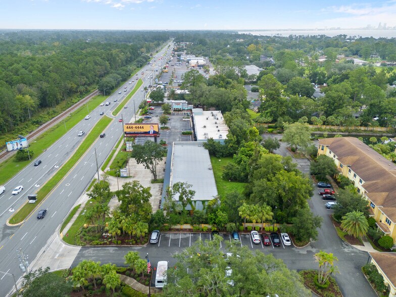 More Photos Of 5917 Roosevelt Blvd, Jacksonville General Retail For Sale