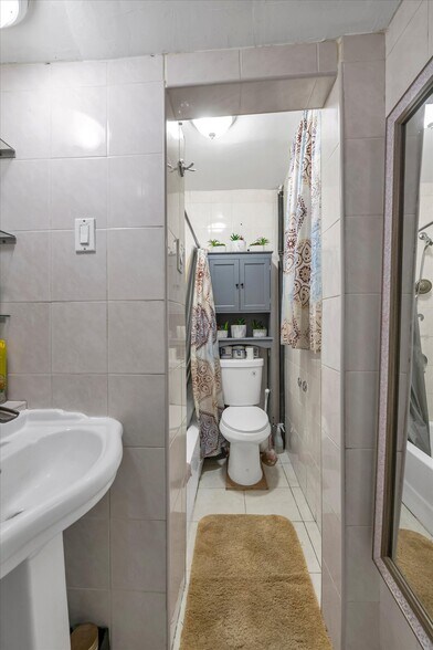 More Photos Of 2539 Church Ave, Brooklyn Apartments For Sale