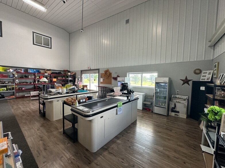 More Photos Of 3099 Highway 95, Mountain Grove Restaurant For Sale