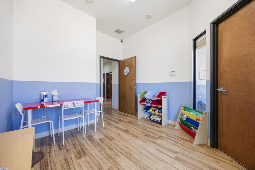 More Photos Of 4504 Legacy Dr, Plano Medical For Sale