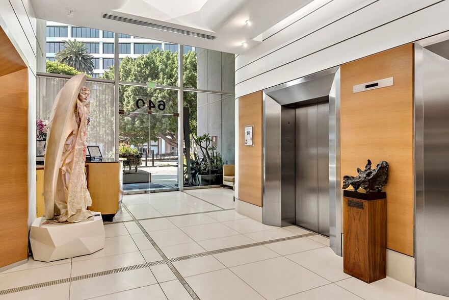 More Photos Of 640 S San Vicente Blvd, Los Angeles Medical For Lease