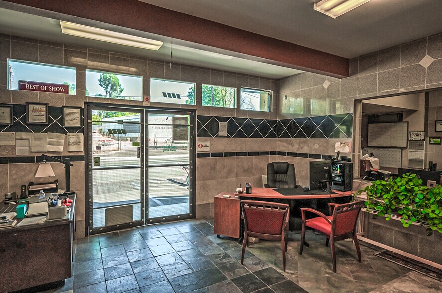 More Photos Of 4052 Shasta Dam Blvd, Shasta Lake Freestanding For Sale