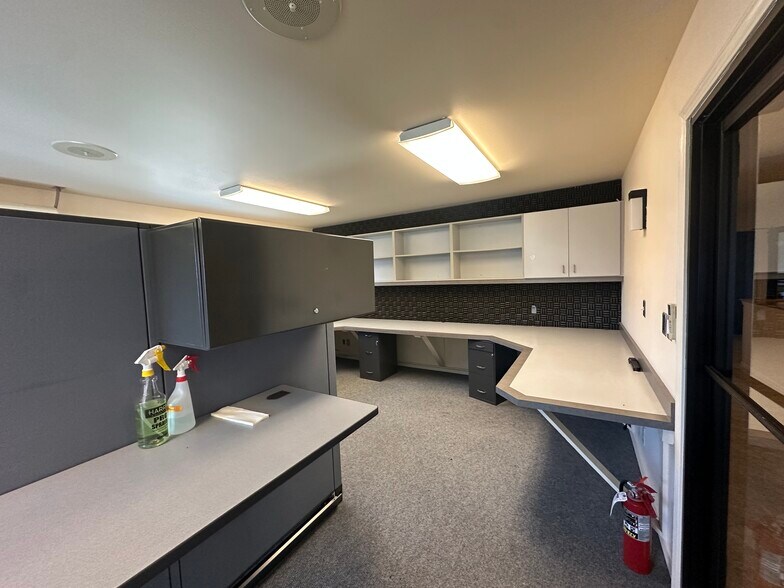 More Photos Of 3545 S Park Dr, Jackson Warehouse For Lease