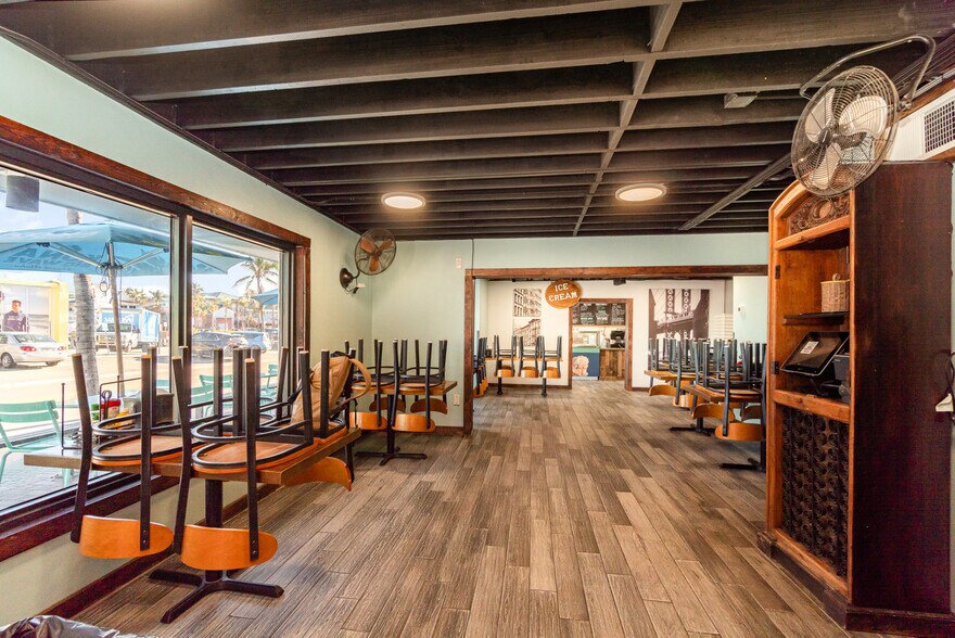 More Photos Of 80 Old San Carlos Blvd, Fort Myers Beach Restaurant For Sale