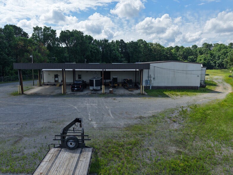 More Photos Of 9809 Mann Rd, Little Rock Warehouse For Sale