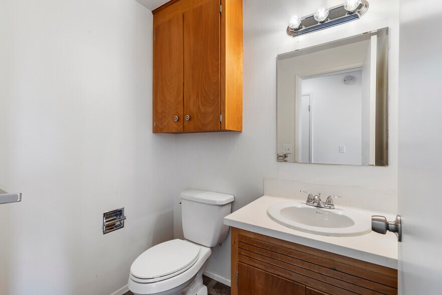More Photos Of 6511 Armar Rd, Marysville Apartments For Sale