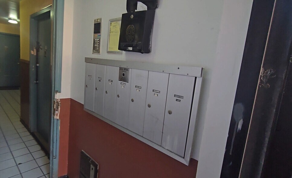 More Photos Of 11050-11052 Corona Ave, Flushing Apartments For Sale