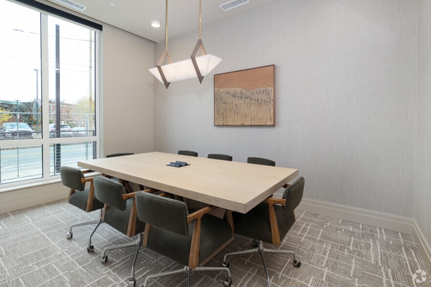 More Photos Of 266 Canal St, Salem Apartments For Lease