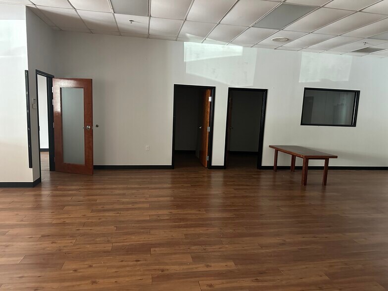 More Photos Of 4470 Satellite Blvd, Duluth Freestanding For Lease