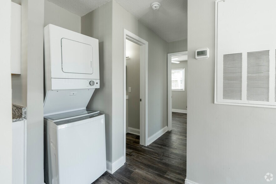 More Photos Of 2201 Alma Ct, Charlotte Apartments For Sale