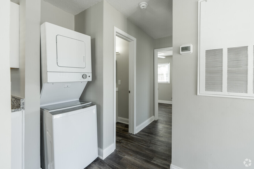 More Photos Of 2479 Julia Ave, Charlotte Apartments For Sale