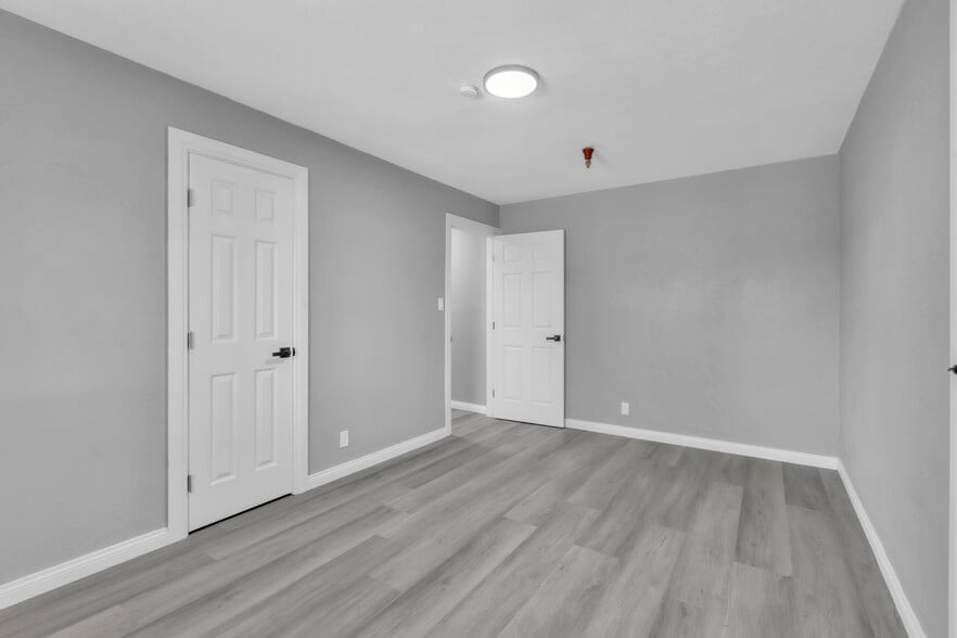 More Photos Of 1006 Lochbrae Rd, Sacramento Assisted Living For Sale