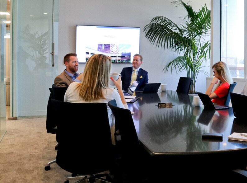 More Photos Of 1 World Trade Ctr, Long Beach Coworking Space