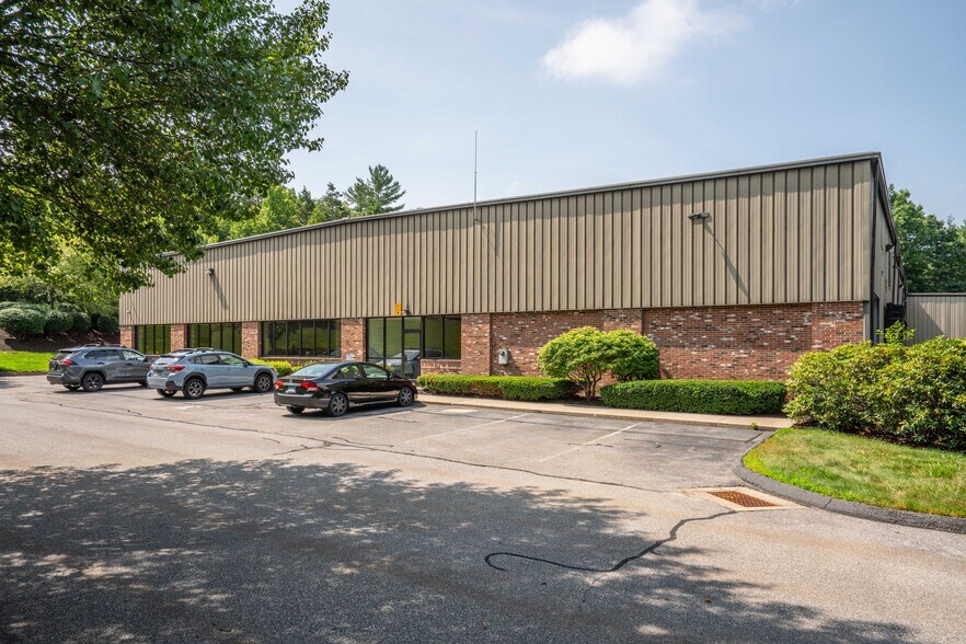 More Photos Of 299 Industrial Ln, Torrington Distribution For Lease