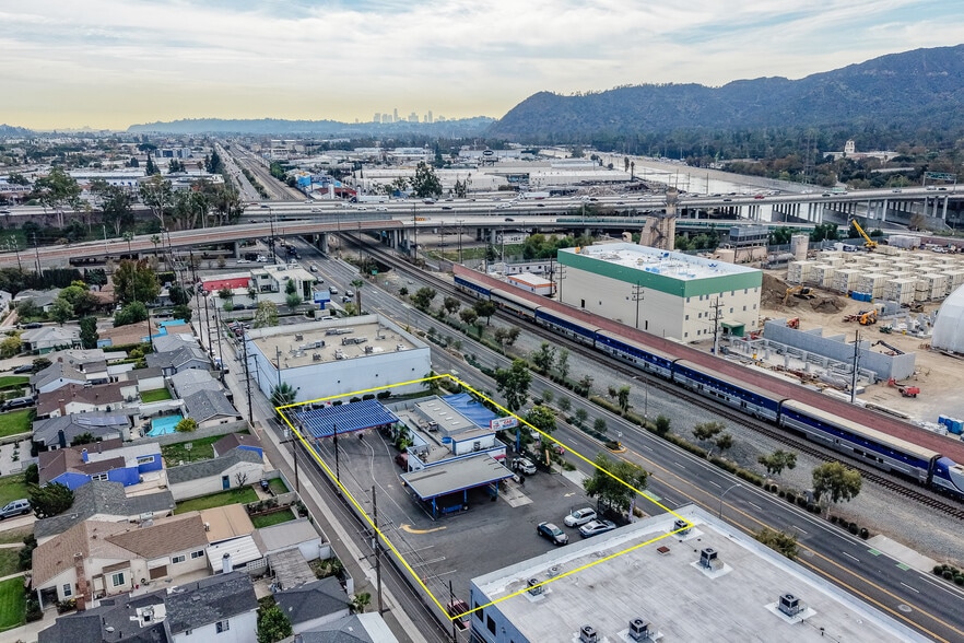 More Photos Of 5720 San Fernando Rd, Glendale Carwash For Sale