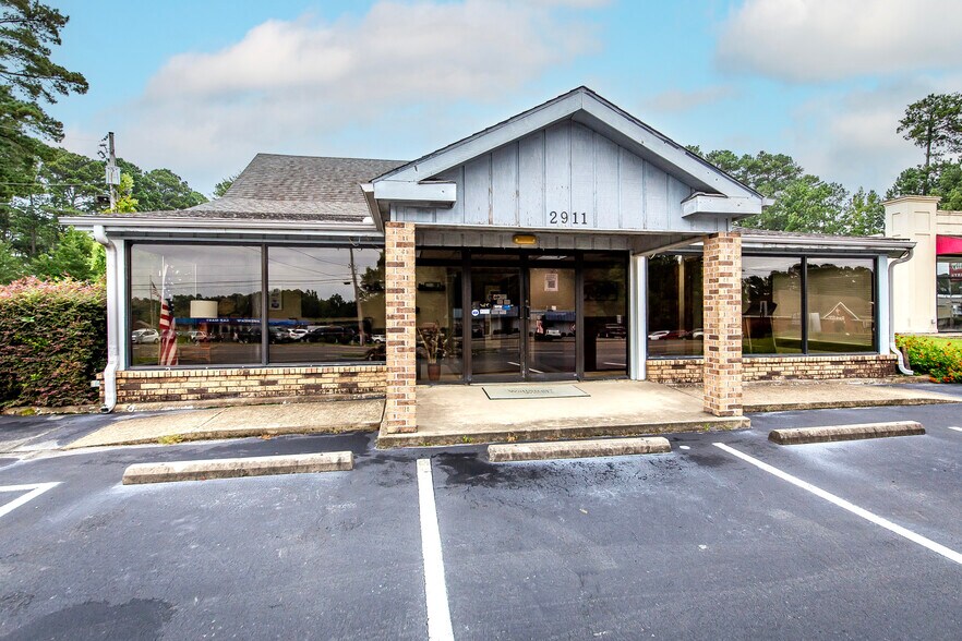 More Photos Of 2911 Pine St, Arkadelphia Medical For Sale