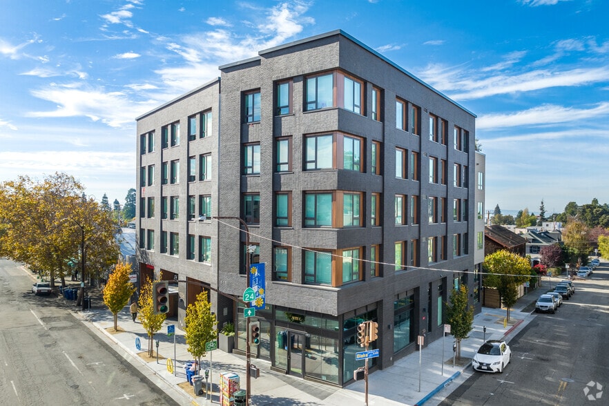 Primary Photo Of 2556 Telegraph Ave, Berkeley Apartments For Lease