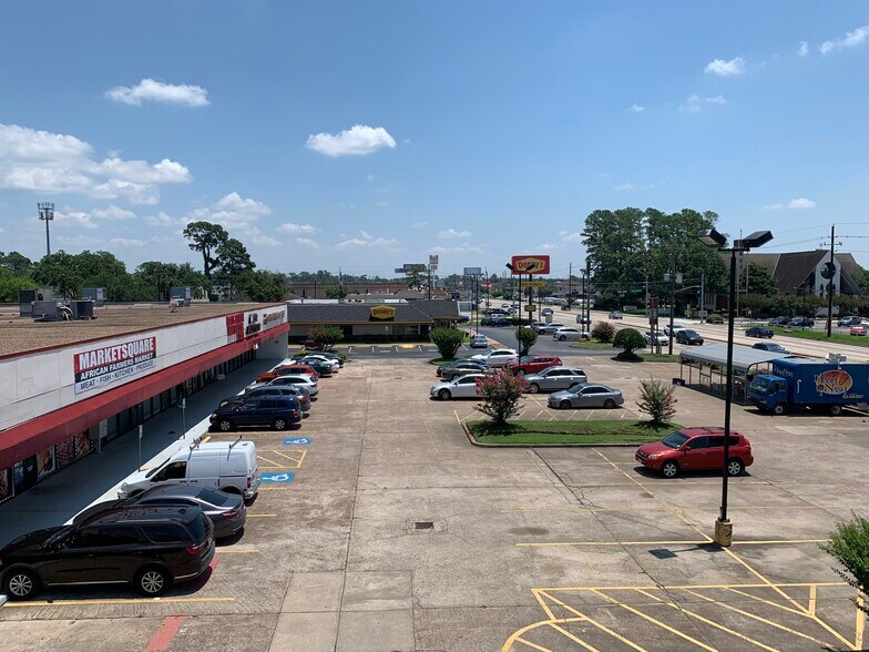 More Photos Of 1800-1830 FM-1960 W, Houston General Retail For Sale