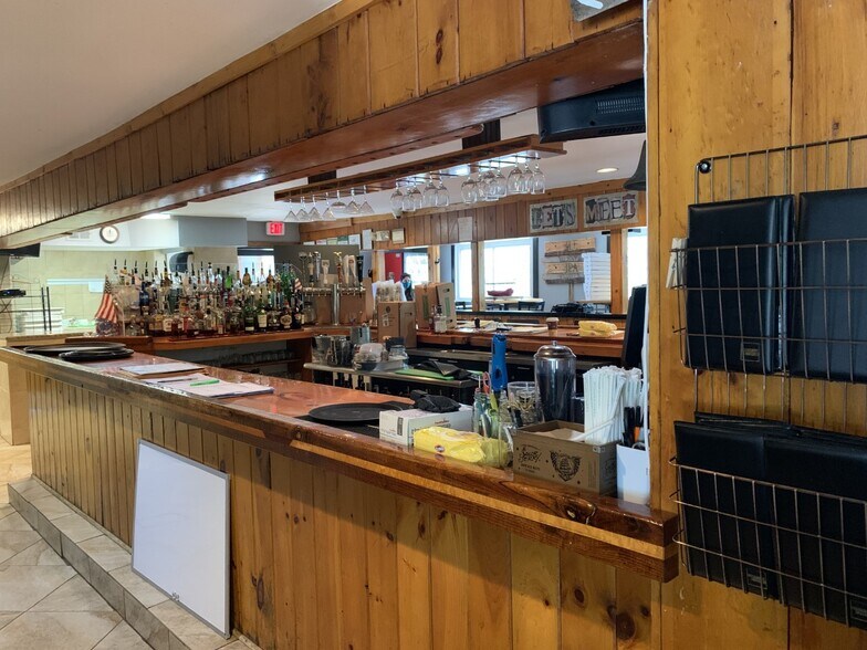 More Photos Of 124 County Road 560, Layton Restaurant For Sale