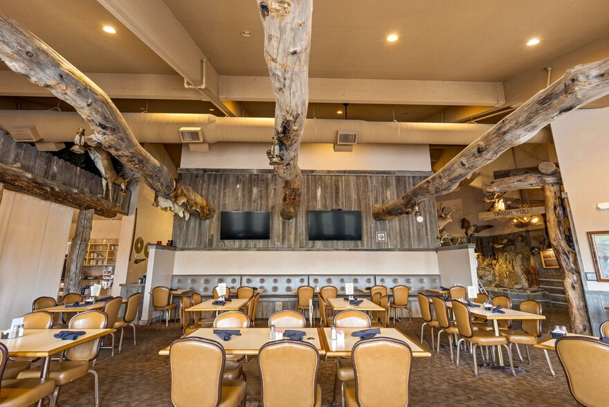 More Photos Of 5100-N Star Blvd, Great Falls Storefront Retail Office For Sale