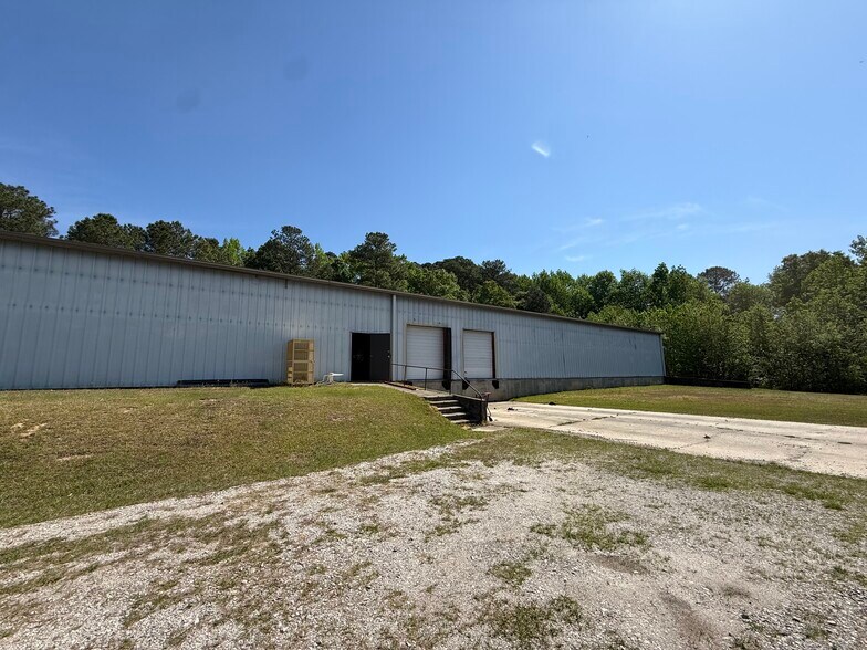 More Photos Of 216 Wortham St, Wadesboro Industrial For Sale