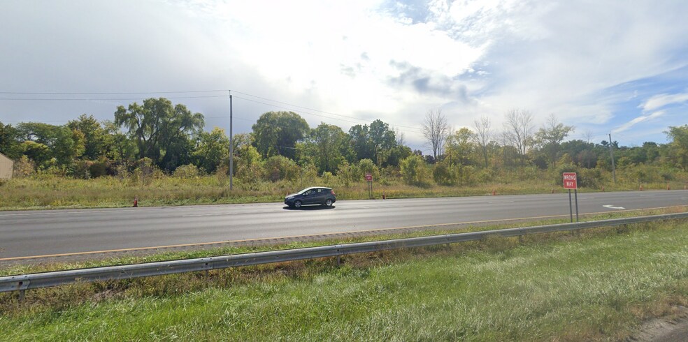 More Photos Of 6273 Lakeside, Ontario Land For Sale