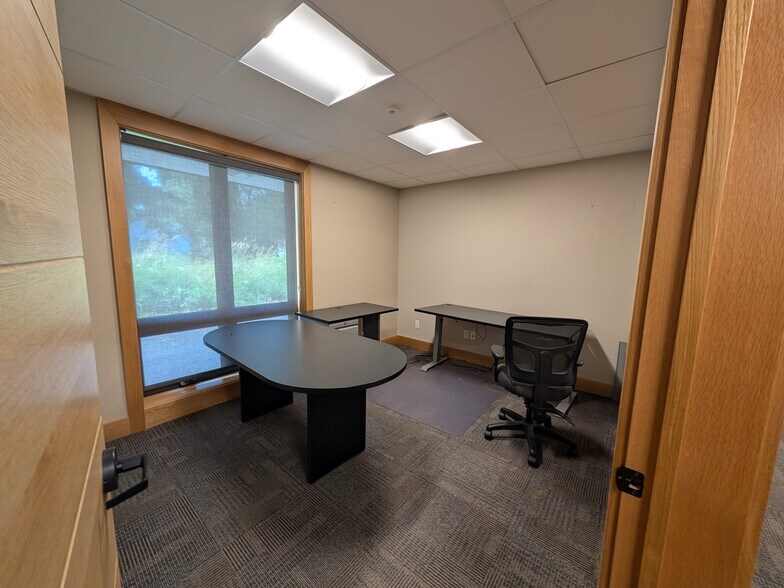 More Photos Of 5616 Third Ave, Ferndale Medical For Lease