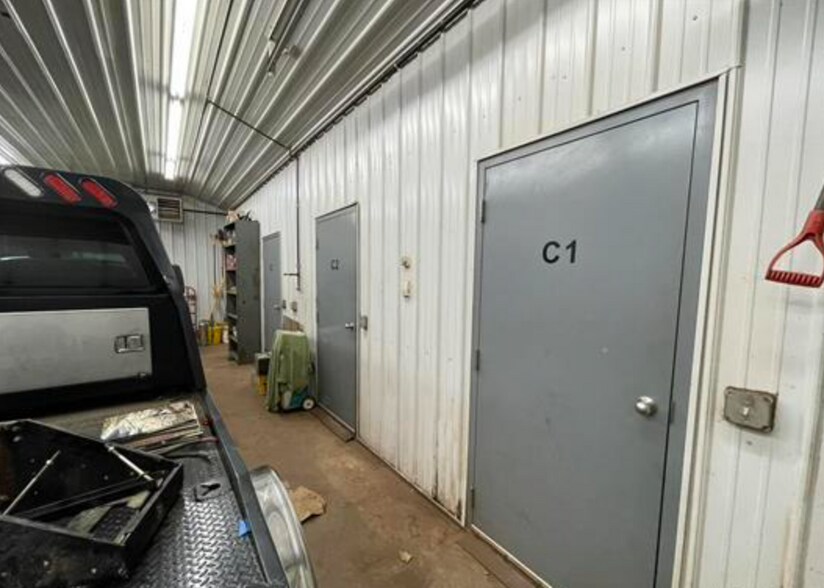 More Photos Of 100 Axle Dr, Caspian Service For Sale