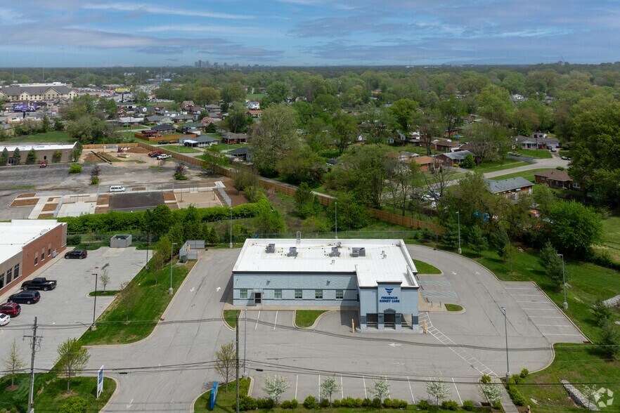 More Photos Of 1715 Gagel Ave, Louisville Office For Sale