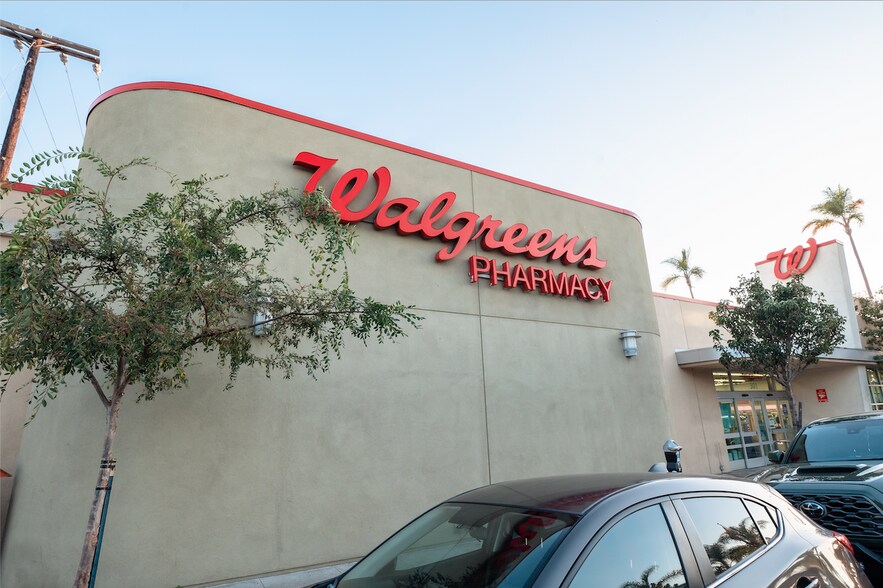 More Photos Of 301 University Ave, San Diego Drugstore For Sale