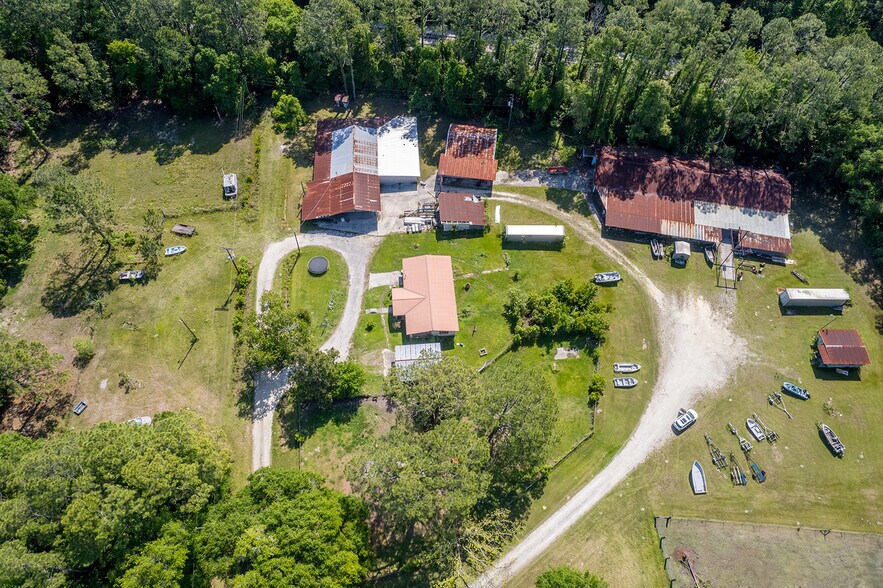 More Photos Of 2856 NE 187th St, Starke Manufacturing For Sale