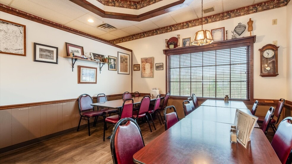 More Photos Of 2000 E Wheeling Ave, Cambridge Storefront For Sale