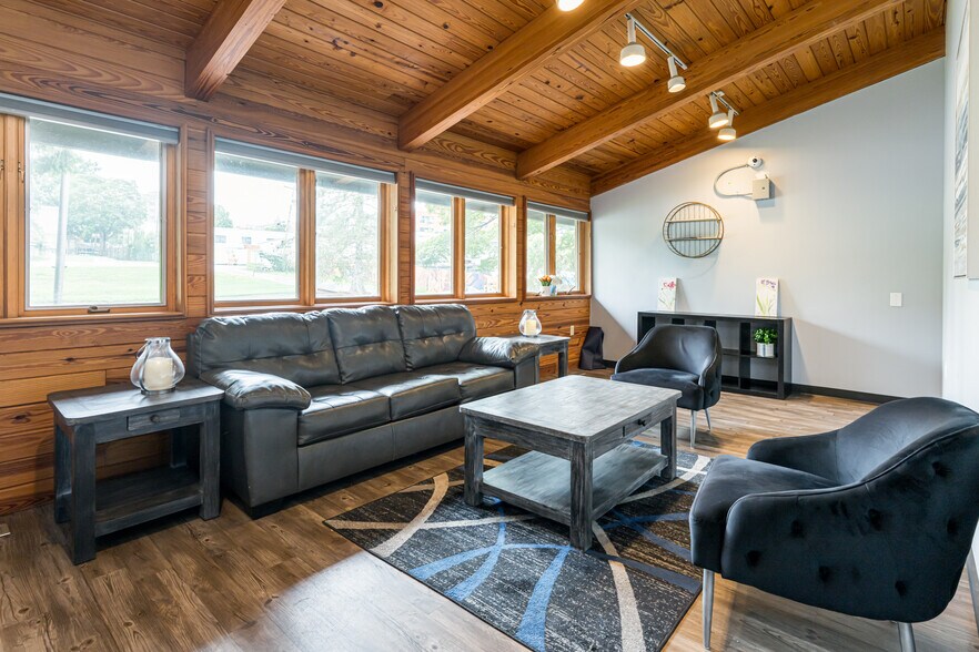 More Photos Of 90 Asheland Ave, Asheville Medical For Sale