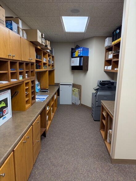 More Photos Of 3333 Landmark Cir, Lincoln Office For Sale