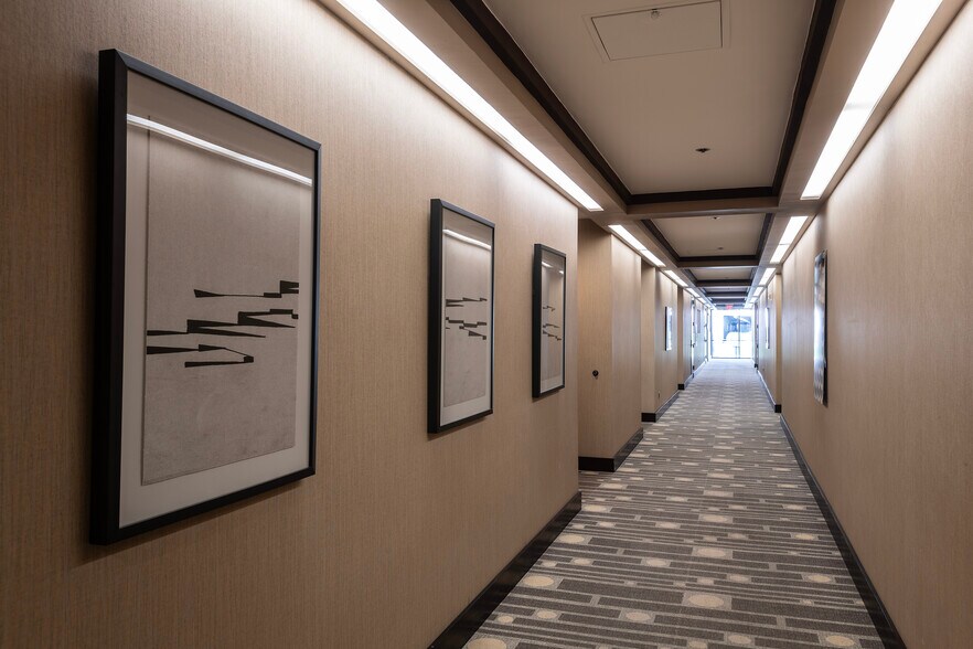 More Photos Of 7373 E Doubletree Ranch Rd, Scottsdale Office For Lease