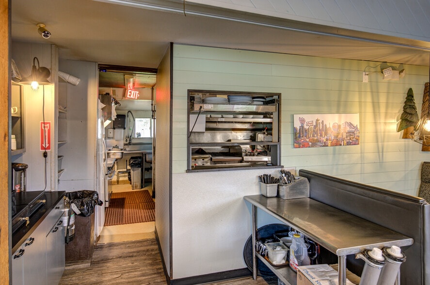 More Photos Of 3119 SR-109, Copalis Beach Restaurant For Sale