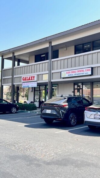 More Photos Of 300-336 S Abel St, Milpitas General Retail For Lease