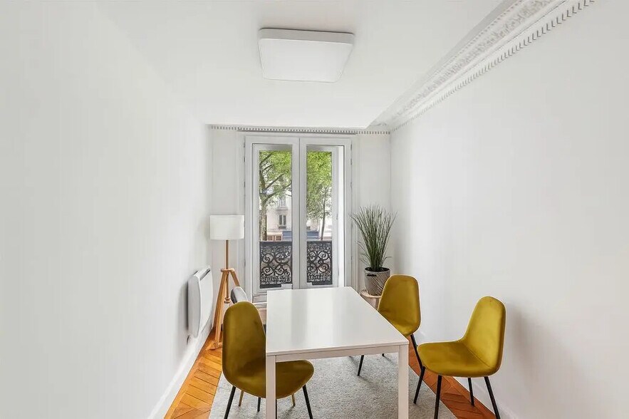 More Photos Of 17 Boulevard Saint-Martin, Paris Apartments For Sale