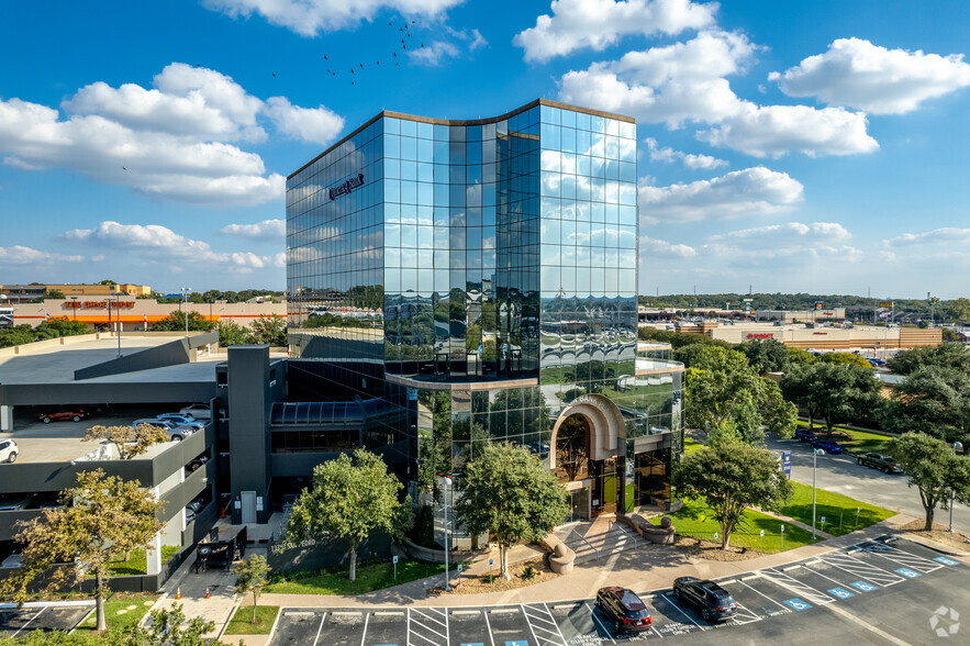 Primary Photo Of 13750 San Pedro Ave, San Antonio Coworking Space