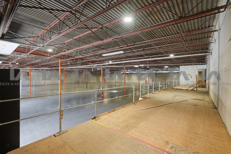 More Photos Of 18788 96th Ave, Surrey Warehouse For Lease