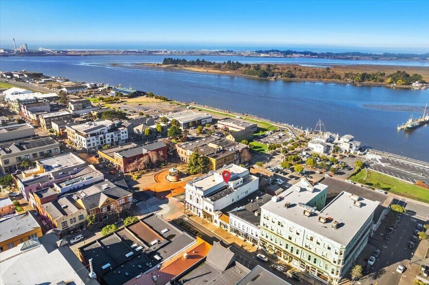 More Photos Of 507 2nd St, Eureka General Retail For Sale