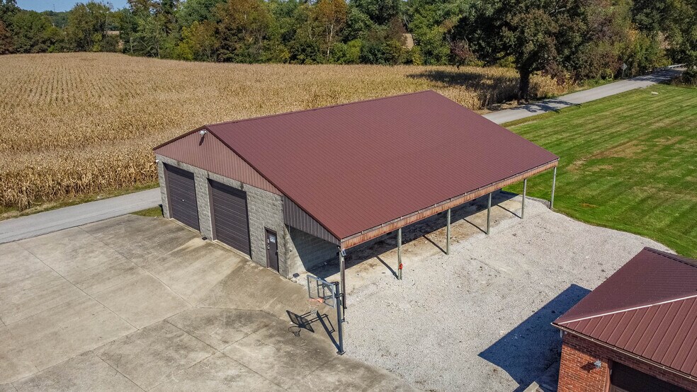 More Photos Of 204 Killen Rd, Memphis Flex For Sale