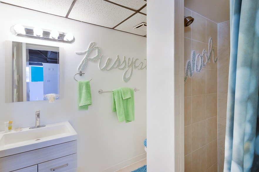 More Photos Of 74560 Overseas Hwy, Islamorada Apartments For Lease