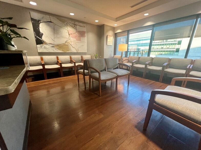 More Photos Of 1310 W Stewart Dr, Orange Medical For Sale