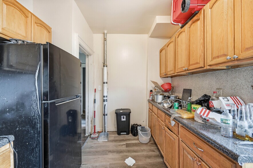 More Photos Of 2 Overlook Ter, Yonkers Apartments For Sale