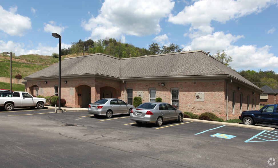 Primary Photo Of 300 Prestige Park Dr, Hurricane Office For Lease